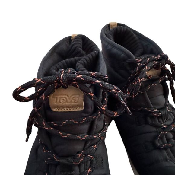 Teva Women's Ember lace Slipper Boots in black 9 - Picture 8 of 10